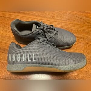 NOBULL Outwork trainer Athletic Shoes men’s 7.5 woman’s 9